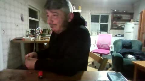 kitoss_40 online show from February 15, 2026, 11:23 pm