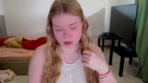 Snapshot of kitten_jenny01 chatting on May 12, 2026, 12:13 pm Jennyblonde and Emmabrunette online show from May 12, 2026, 12:13 pm