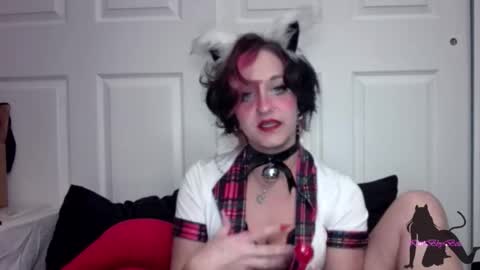 Kitti online show from October 30, 2025, 9:22 am