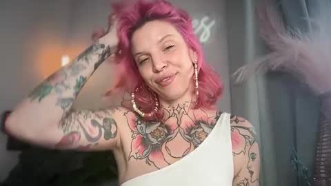 Snapshot of kittjones33 chatting on July 12, 2026, 12:12 am kittjones33 online show from July 12, 2026, 12:12 am