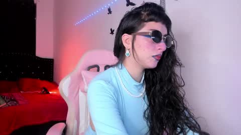 kitty__chs online show from June 1, 2026, 3:30 am