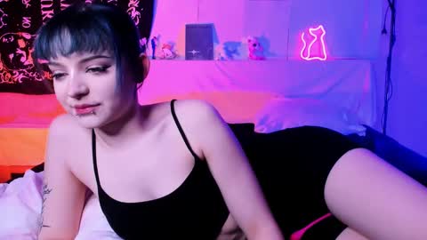 kitty_bang online show from February 11, 2025, 12:48 pm