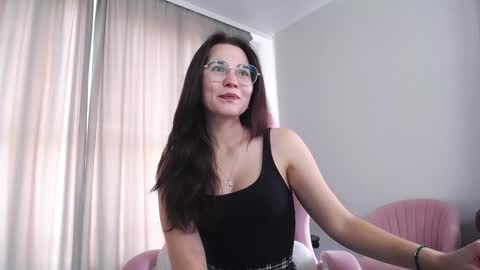 Snapshot of kitty_boy246 chatting on September 25, 2025, 9:13 am Andrew online show from September 25, 2025, 9:13 am