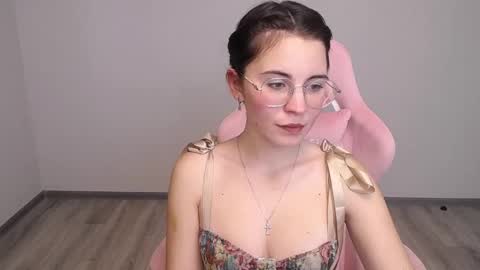 Snapshot of kitty_boy246 chatting on October 14, 2025, 2:18 pm Andrew online show from October 14, 2025, 2:18 pm