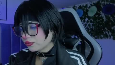 Snapshot of kitty_gang chatting on May 14, 2026, 2:18 am Camila online show from May 14, 2026, 2:18 am