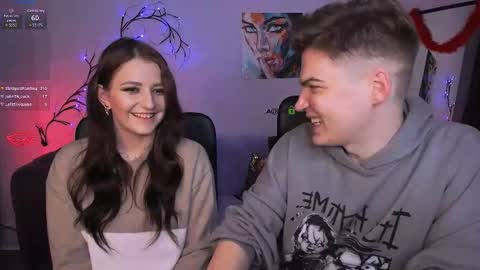 kitty online show from November 24, 2025, 8:19 pm