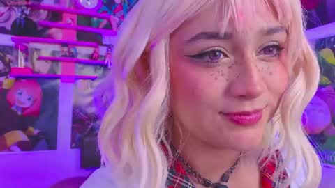 Snapshot of kitty_niki chatting on July 3, 2026, 10:05 pm Nicol Gomez online show from July 3, 2026, 10:05 pm