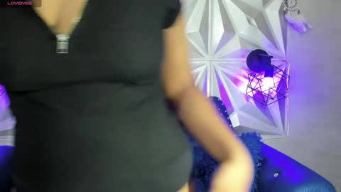 kitty online show from February 1, 2025, 4:44 pm