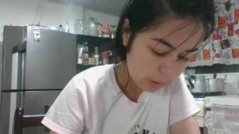 kitty_small69 online show from February 21, 2026, 2:45 am