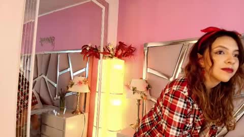 Kitty online show from November 11, 2025, 1:00 pm