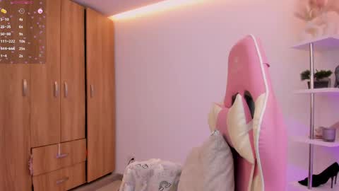 kitty online show from May 25, 2026, 7:31 pm