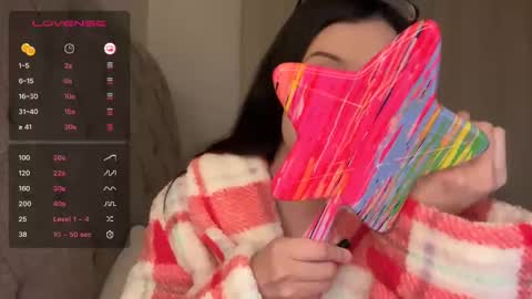 mia online show from January 6, 2025, 8:46 am