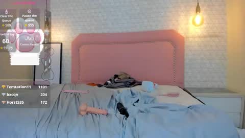  K I T T  Y  online show from February 4, 2026, 1:00 am