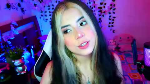 Kittyuwu  online show from February 22, 2026, 6:17 pm