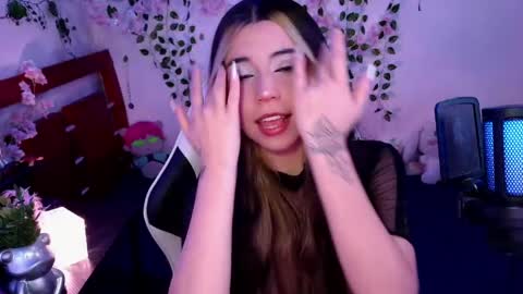 Kittyuwu  online show from April 11, 2026, 2:16 am