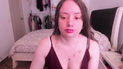 Snapshot of kittywantslove23 chatting on June 3, 2026, 7:30 pm kittywantslove23 online show from June 3, 2026, 7:30 pm