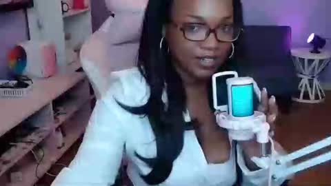 kittyxoxonoir online show from November 10, 2025, 6:40 pm