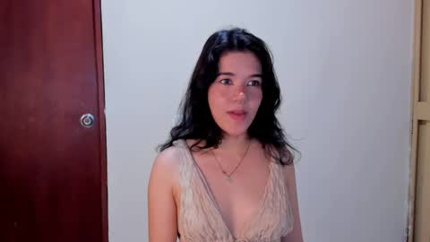 Snapshot of kiwi_mmm chatting on January 10, 2025, 11:08 pm kiwi_mmm online show from January 10, 2025, 11:08 pm