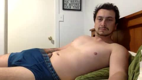 kiwiluke69 online show from October 15, 2025, 12:22 am