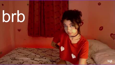 kiyu online show from January 3, 2025, 3:38 am