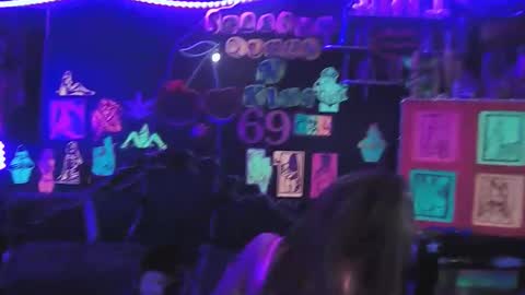 Daddy  His Splash Queen online show from April 5, 2026, 7:27 am