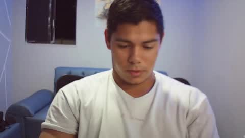 Snapshot of klars_mood chatting on May 19, 2026, 12:16 am klars online show from May 19, 2026, 12:16 am
