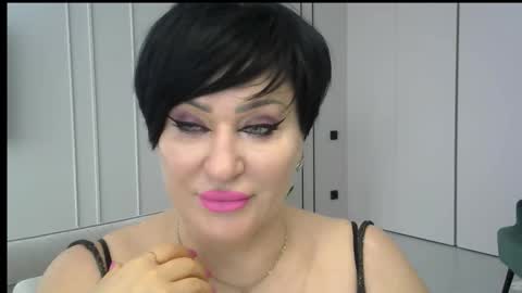 kleo901854860422 online show from April 22, 2026, 11:34 am