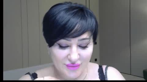 kleo901854860422 online show from April 27, 2026, 7:12 pm