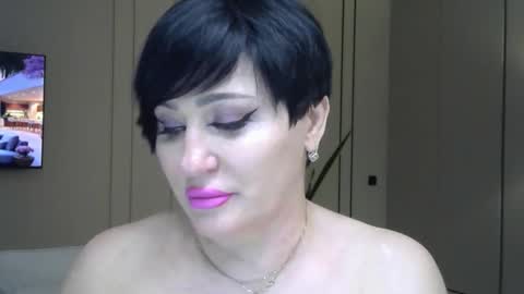 kleo901854860422 online show from May 11, 2026, 9:01 pm