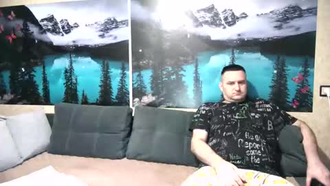 Kleosnow online show from September 21, 2025, 8:16 am