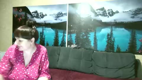 Snapshot of kleosnow chatting on May 25, 2026, 9:26 am Kleosnow online show from May 25, 2026, 9:26 am