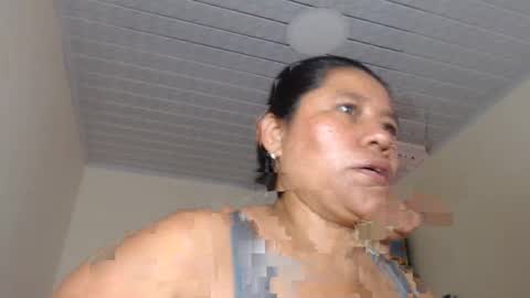 Kloe online show from February 24, 2025, 4:58 pm