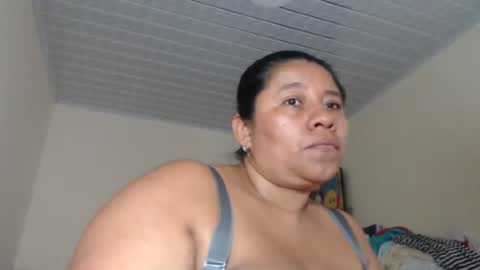 Kloe online show from March 3, 2025, 4:14 pm