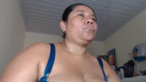 Kloe online show from September 21, 2025, 6:53 pm