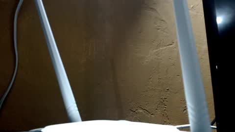 kloeexx online show from April 6, 2026, 4:46 am