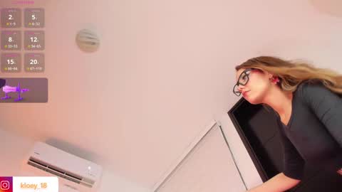 Snapshot of kloey_hoot chatting on January 22, 2025, 9:10 pm Kloey online show from January 22, 2025, 9:10 pm