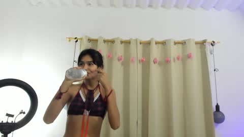 Snapshot of kloeysexy1 chatting on January 20, 2025, 3:50 pm kloeysexy1 online show from January 20, 2025, 3:50 pm