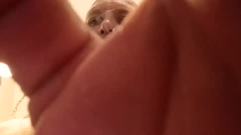 Snapshot of kmacock chatting on October 8, 2025, 1:09 pm Kmacock online show from October 8, 2025, 1:09 pm