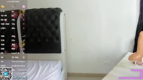 Camila Reyes online show from January 21, 2025, 1:32 pm