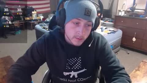 Snapshot of kneesdown321 chatting on January 30, 2025, 1:22 am kneesdown321 online show from January 30, 2025, 1:22 am