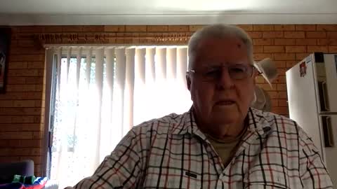 Snapshot of knights2001 chatting on October 2, 2025, 3:02 am Aussiedude online show from October 2, 2025, 3:02 am