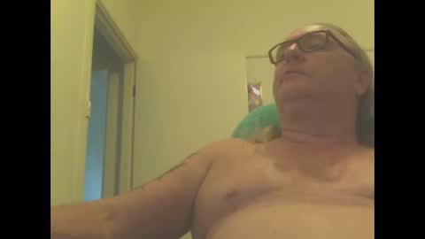 knobout online show from February 3, 2025, 7:29 am