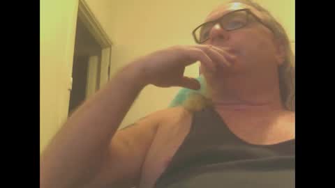 knobout online show from February 12, 2025, 10:35 am