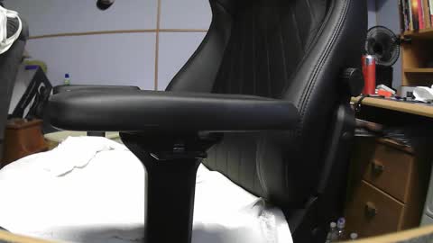 Kodiak1974 online show from October 23, 2025, 10:30 pm