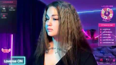 Snapshot of kokokolla chatting on October 2, 2025, 7:54 pm Mia online show from October 2, 2025, 7:54 pm