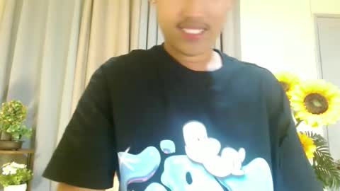 kopikobrownxx online show from April 6, 2026, 4:57 am