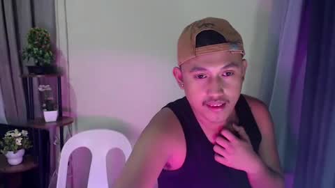 kopikobrownxx online show from May 4, 2026, 3:30 pm