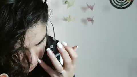 Karoll online show from January 17, 2026, 6:44 pm