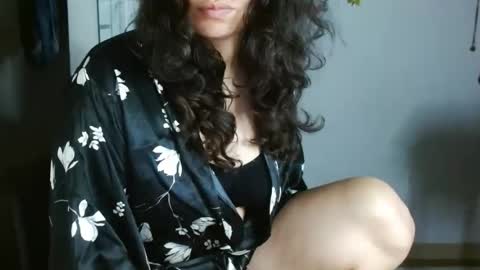 Snapshot of koranikky08 chatting on May 8, 2026, 2:06 am Karoll online show from May 8, 2026, 2:06 am