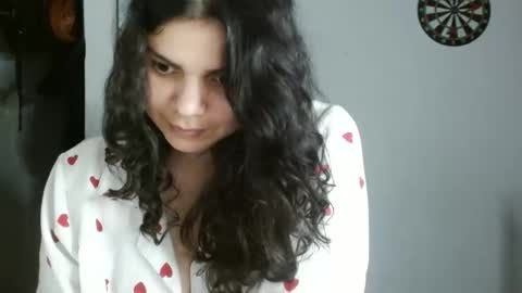 Snapshot of koranikky08 chatting on May 15, 2026, 2:07 am Karoll online show from May 15, 2026, 2:07 am